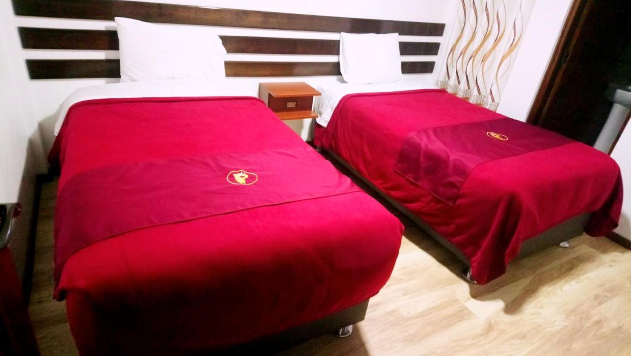 Pukantu Hostal Пуно Екстериор снимка