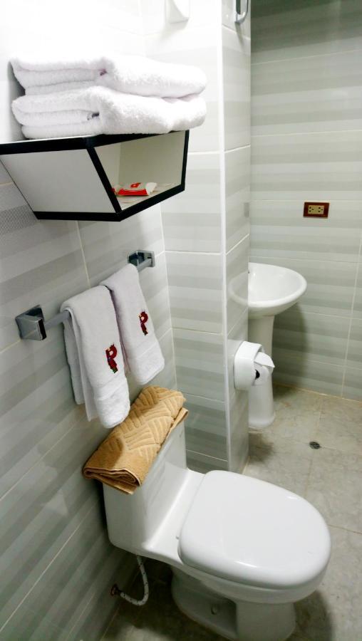 Pukantu Hostal Пуно Екстериор снимка