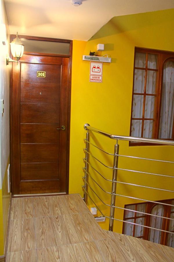 Pukantu Hostal Пуно Екстериор снимка