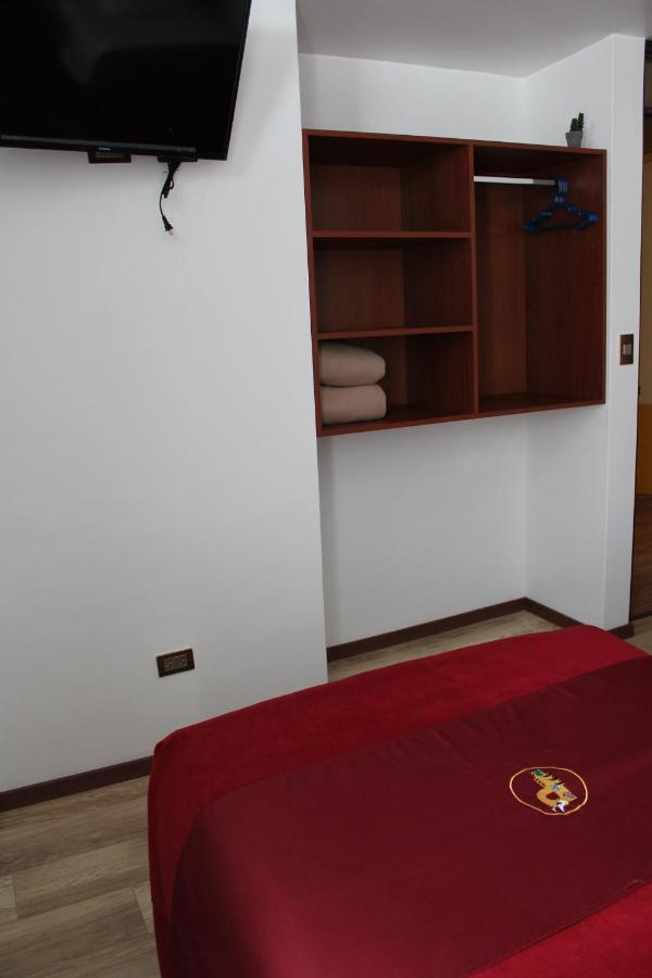 Pukantu Hostal Пуно Екстериор снимка