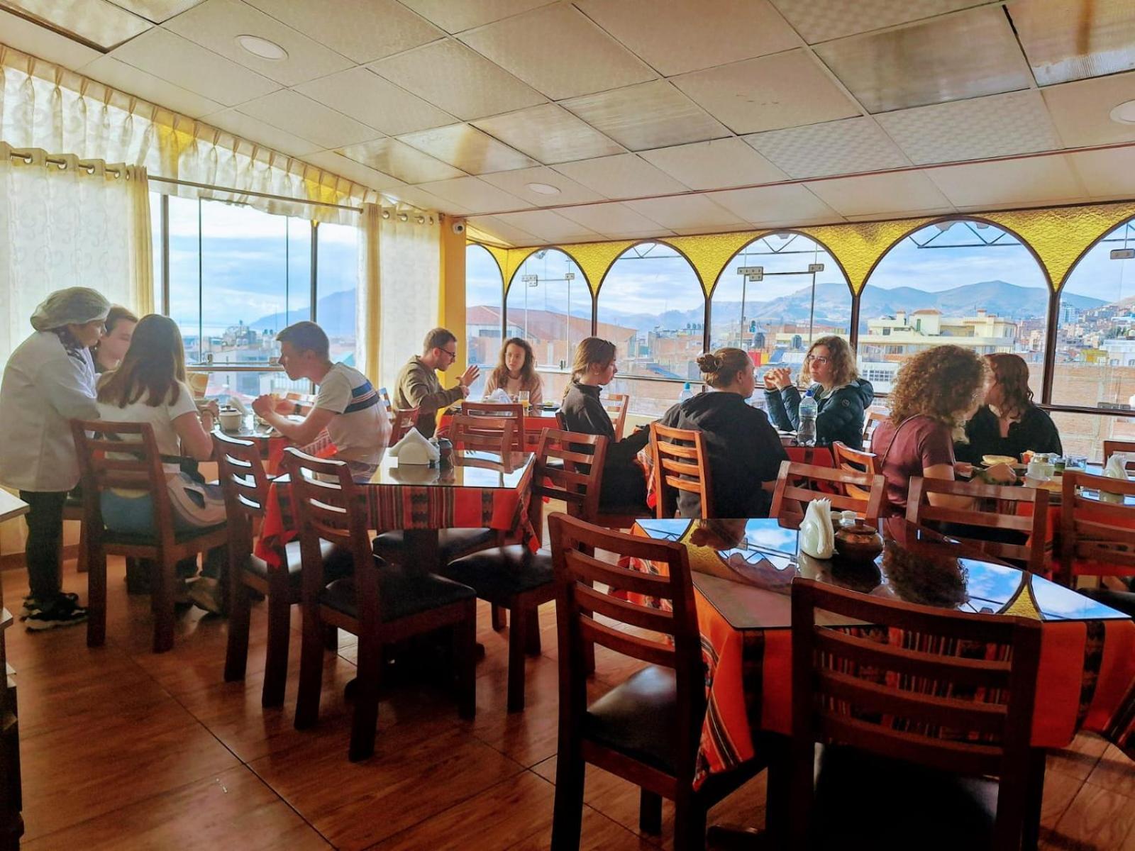 Pukantu Hostal Пуно Екстериор снимка