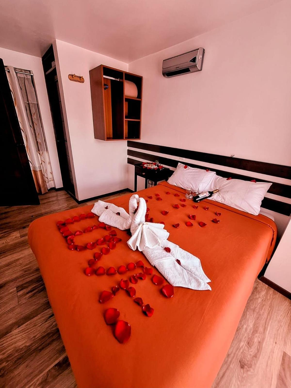 Pukantu Hostal Пуно Екстериор снимка